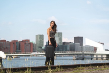 Logotrade Logogeschenke das Foto: Bobby Hero Small Anti-Diebstahl-Rucksack