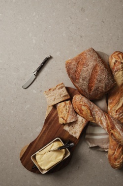 Logotrade Logogeschenke das Foto: VINGA Gigaro Buttermesser