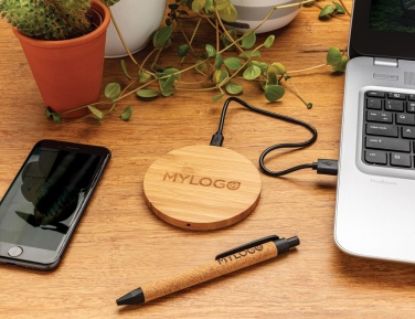 Logo trade business gifts image of: Bamboo 5W round wireless charger