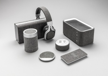 Logo trade promotional giveaway photo of: Vogue wireless charging speaker