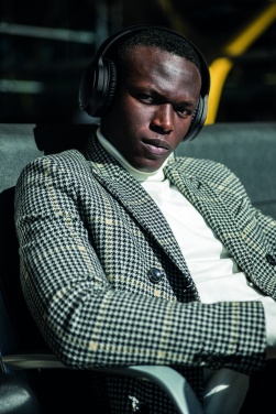 Logotrade advertising products photo of: ANC foldable headphone