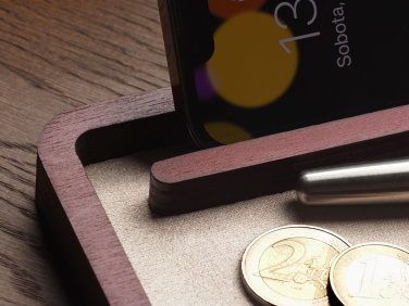 Logotrade promotional giveaway image of: Wooden desk organiser 1818121