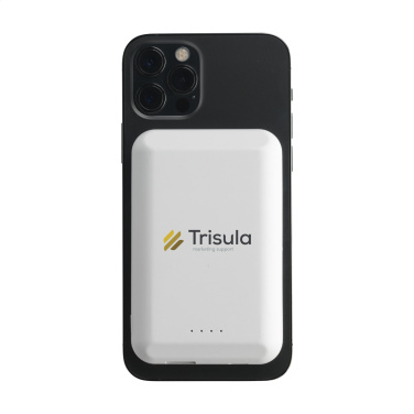 Logo trade promotional items picture of: Force Magnetic RCS Recycled Wireless Powerbank 5000