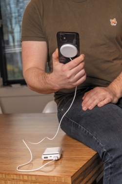 Logo trade reklaamkingitused foto: 5W magnetiline juhtmevaba laadija