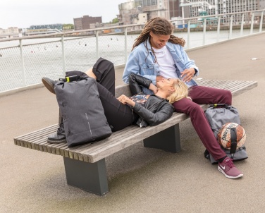 Logotrade firmakingituse foto: Urban Lite vargusvastane seljakott