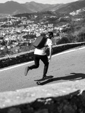 Logo trade reklaamtoote pilt: Bobby Hero Väike vargusevastane seljakott