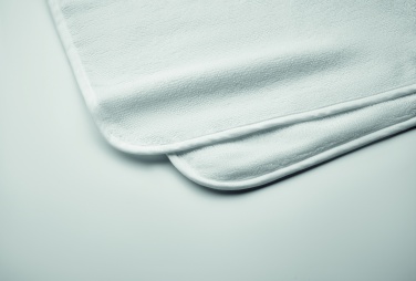 Logotrade firmakingituse foto: Puuvillane kapuutsiga beebirätik