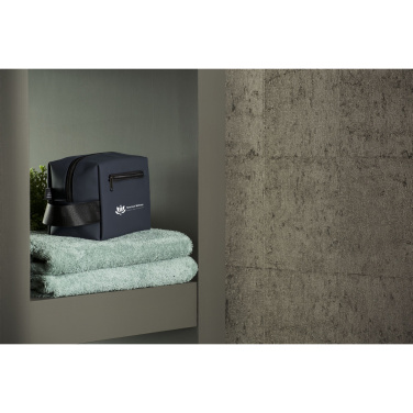 Logotrade mainoslahjat ja liikelahjat tuotekuva: LeLennon RCS kierrätetty PU-kylpytuotepussi