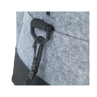 Logotrade mainoslahja ja liikelahja kuva: Feltro GRS RPET Weekend Bag -matkalaukku