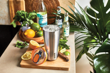 Логотрейд pекламные продукты картинка: Черный+Blum термостакан для путешествий 600 мл